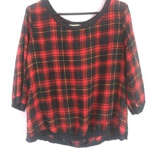 Super cute sheer plaid top by Easel